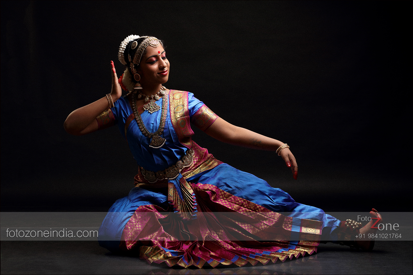 Reflections on canvas reflected in Kathak