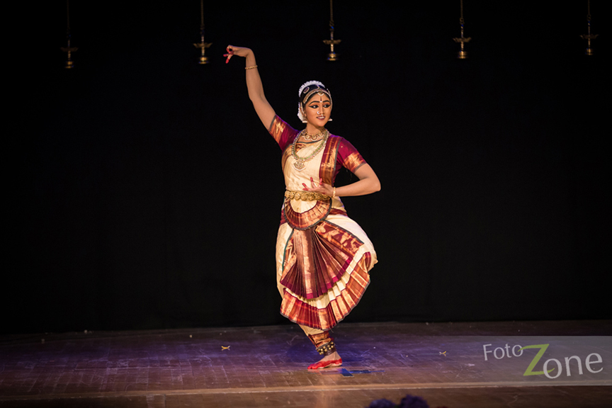 Image of Bharatanatyam , A Classical Dance Art Form Performing on Stage By  an Artist-PV399673-Picxy
