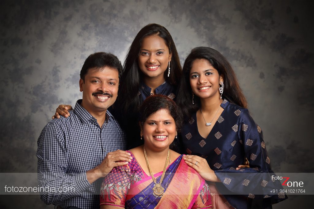 Family Photography at best price in Chennai | ID: 9150747588